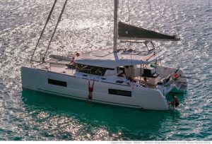 Lagoon 40 Catamaran Charter Croatia Rent Split Dubrovnik (11)