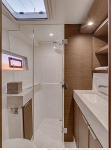 Lagoon 40 Catamaran Charter Croatia Rent Split Dubrovnik (4)